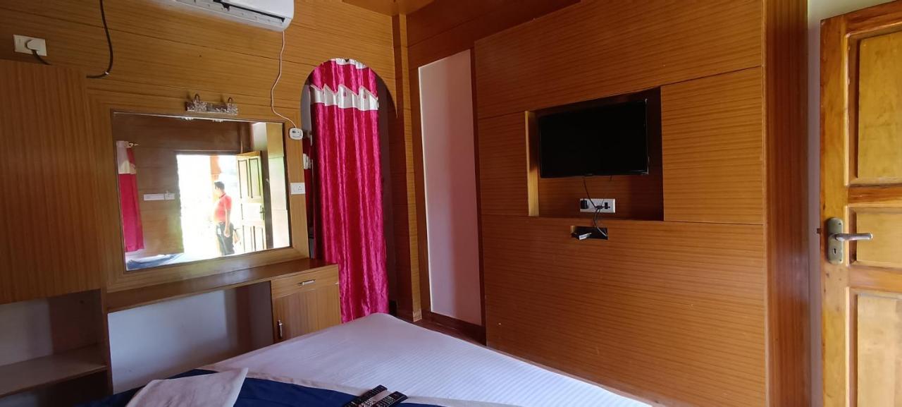 Coral Garden Resort Ram Nagar Buitenkant foto